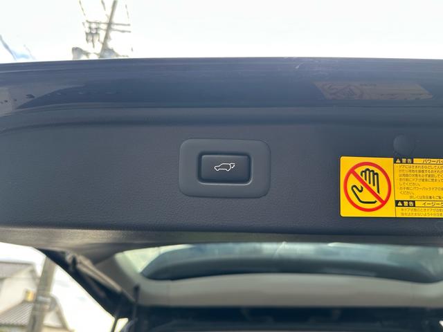 ヴェルファイア 2.4Z プラチナセレクションII 車検整備付き スマートキープッシュスタート リアエアコン 盗難防止システム 3列シート 衝突安全ボディ サイドエアバック 助手席エアバッグ パワーウィンドゥ パワーステアリング オットマン(25枚目)