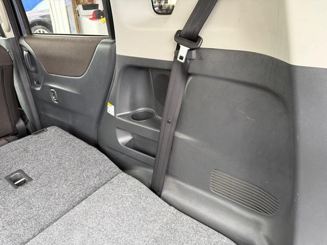 ソリオ Xアイドリングストップ 車検整備付き ABS アイドリング キーレス スマキー セキュリティアラーム パワステ 全席PW 助手席エアバッグ 衝突安全ボディ 運転席エアバッグ AAC(21枚目)