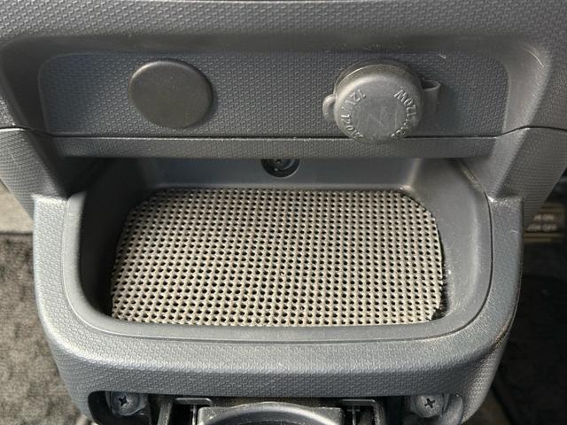 ソリオ Xアイドリングストップ 車検整備付き ABS アイドリング キーレス スマキー セキュリティアラーム パワステ 全席PW 助手席エアバッグ 衝突安全ボディ 運転席エアバッグ AAC(41枚目)