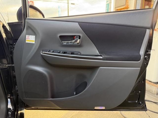 プリウスアルファ Ｓ　チューン　ブラック　車検整備付き　ＰＷ　フルフラット　セキュリティー　横滑り防止　スマートキープッシュスタート　キーレスエントリー　サイドカーテンエアバック　デュアルエアバッグ　衝突安全ボディ　アイドリングストップ（31枚目）
