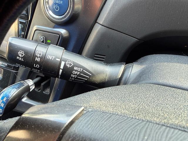 プリウスアルファ Ｓ　チューン　ブラック　車検整備付き　ＰＷ　フルフラット　セキュリティー　横滑り防止　スマートキープッシュスタート　キーレスエントリー　サイドカーテンエアバック　デュアルエアバッグ　衝突安全ボディ　アイドリングストップ（44枚目）