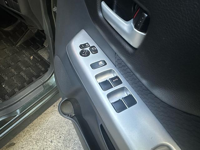 スペーシア Xリミテッド 車検整備付き プリクラッシュセーフティ ベンチ席 全席PW 横滑防止装置 AAC Sキー アイスト Wエアバック 盗難警報装置 前席シートヒーター キーレス 運転席エアバッグ ABS パワステ(33枚目)