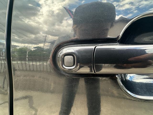 ソリオバンディット DJE 車検整備付き パワーウィンドウ パワーステアリング アイドリングSTOP サイドエアバッグ VSC ABS オートエアコン キーレスエントリーキー イモビライザー 衝突安全ボディ エアバック スマキー(27枚目)