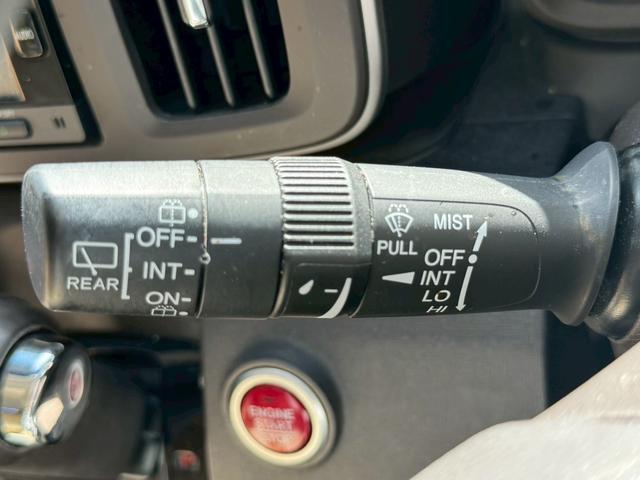 N-ONE G・Lパッケージ 車検整備付き iストップ ベンチS 盗難防止 ETC付き フルオートエアコン パワーウィンドウ 助手席エアバック バックカメラ ESC 運転席エアバッグ 衝突安全ボディ パワーステアリング ABS(31枚目)