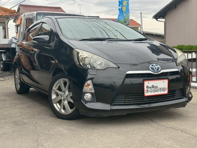 アクア G 車検整備付き デュアルエアバック I-STOP 衝突安全ボディ パワーウィンドウ ESC ATエアコン ABS パワーステアリング 運転席エアバッグ キーレススタートシステム(4枚目)