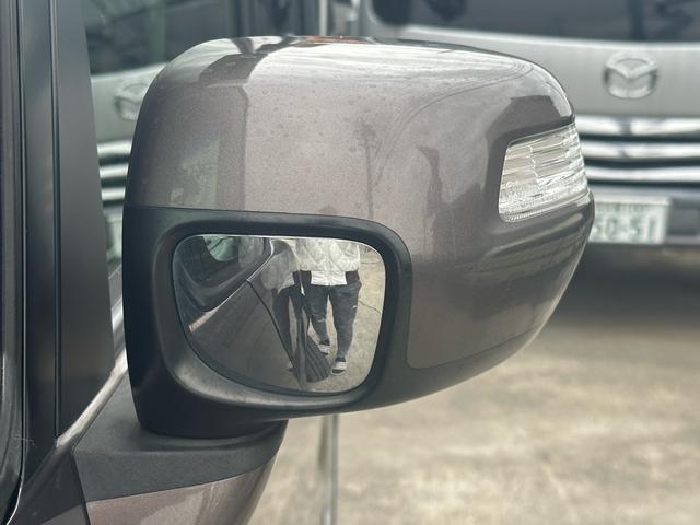 N-BOX G SSパッケージ 車検R8/7月 Iストップ イモビ スマートキー&プッシュスタート ベンチシ-ト フルオートエアコン キーレスエントリ パワーウインドウ 衝突安全ボディ 横滑防止 ABS ダブルエアバック(6枚目)