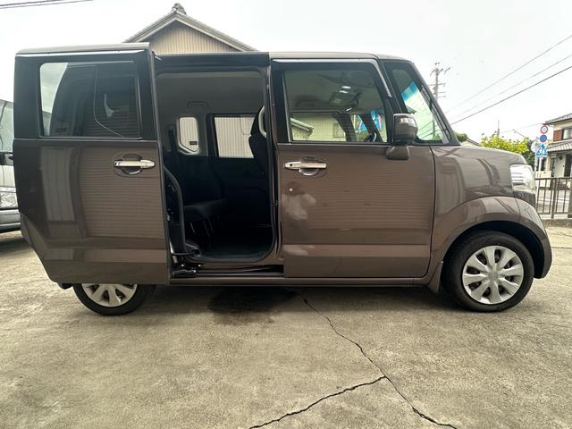 N-BOX G SSパッケージ 車検R8/7月 Iストップ イモビ スマートキー&プッシュスタート ベンチシ-ト フルオートエアコン キーレスエントリ パワーウインドウ 衝突安全ボディ 横滑防止 ABS ダブルエアバック(11枚目)