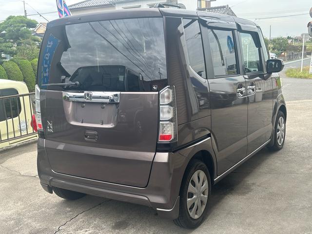 N-BOX G SSパッケージ 車検R8/7月 Iストップ イモビ スマートキー&プッシュスタート ベンチシ-ト フルオートエアコン キーレスエントリ パワーウインドウ 衝突安全ボディ 横滑防止 ABS ダブルエアバック(13枚目)