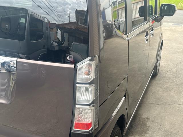 N-BOX G SSパッケージ 車検R8/7月 Iストップ イモビ スマートキー&プッシュスタート ベンチシ-ト フルオートエアコン キーレスエントリ パワーウインドウ 衝突安全ボディ 横滑防止 ABS ダブルエアバック(14枚目)