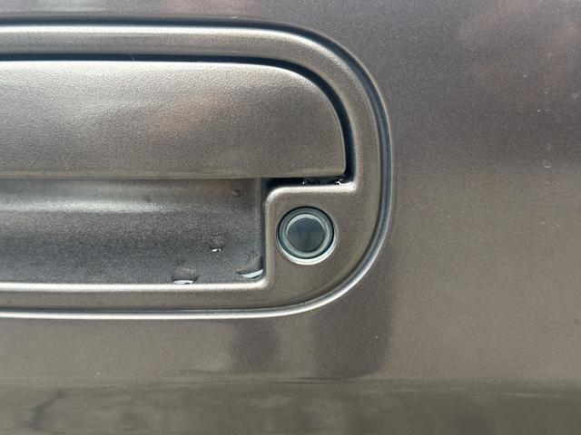 N-BOX G SSパッケージ 車検R8/7月 Iストップ イモビ スマートキー&プッシュスタート ベンチシ-ト フルオートエアコン キーレスエントリ パワーウインドウ 衝突安全ボディ 横滑防止 ABS ダブルエアバック(16枚目)