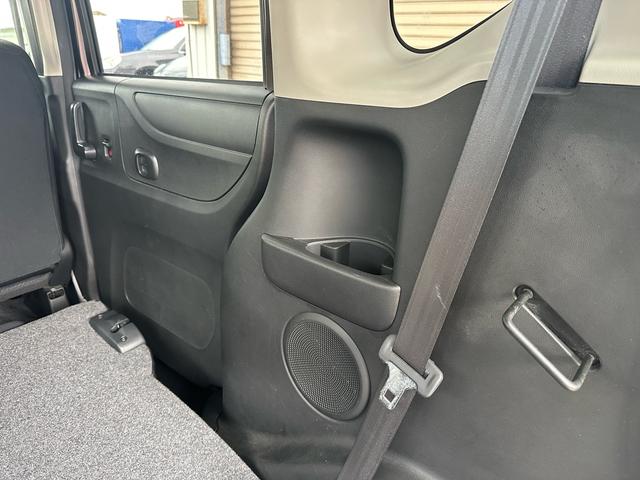 N-BOX G SSパッケージ 車検R8/7月 Iストップ イモビ スマートキー&プッシュスタート ベンチシ-ト フルオートエアコン キーレスエントリ パワーウインドウ 衝突安全ボディ 横滑防止 ABS ダブルエアバック(21枚目)