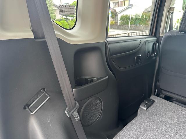 N-BOX G SSパッケージ 車検R8/7月 Iストップ イモビ スマートキー&プッシュスタート ベンチシ-ト フルオートエアコン キーレスエントリ パワーウインドウ 衝突安全ボディ 横滑防止 ABS ダブルエアバック(22枚目)