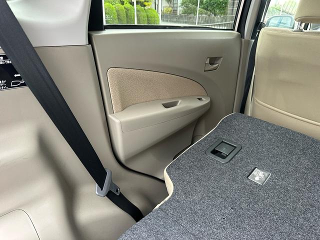 ムーヴ L 車検R8/4 盗難防止アラーム PS PW ベンチシートフルフラット AC キーレス付き 運転席助手席エアバック 運転席エアバッグ フロントベンチシート 衝突安全ボディ ABS(18枚目)