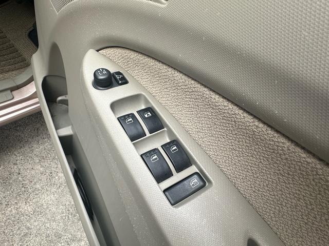 ムーヴ L 車検R8/4 盗難防止アラーム PS PW ベンチシートフルフラット AC キーレス付き 運転席助手席エアバック 運転席エアバッグ フロントベンチシート 衝突安全ボディ ABS(30枚目)