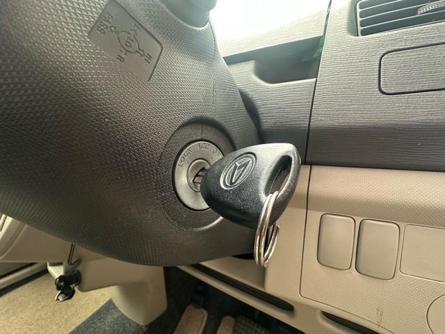 ムーヴ L 車検R8/4 盗難防止アラーム PS PW ベンチシートフルフラット AC キーレス付き 運転席助手席エアバック 運転席エアバッグ フロントベンチシート 衝突安全ボディ ABS(40枚目)