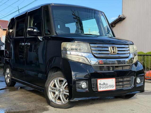 Ｎ－ＢＯＸカスタム Ｇ・Ｌパッケージ　車検整備付き　アイドリングストップ車　フロントベンチシート　スマキ－　パワーウィンドウ　盗難防止システム　オートエアコン　パワステ　キーレスエントリー　両席エアバック　ＡＢＳ　横滑り防止（7枚目）