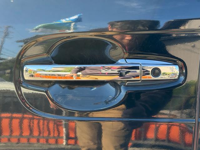 Ｎ－ＢＯＸカスタム Ｇ・Ｌパッケージ　車検整備付き　アイドリングストップ車　フロントベンチシート　スマキ－　パワーウィンドウ　盗難防止システム　オートエアコン　パワステ　キーレスエントリー　両席エアバック　ＡＢＳ　横滑り防止（26枚目）