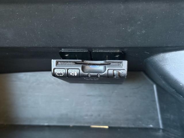 Ｎ－ＢＯＸカスタム Ｇ・Ｌパッケージ　車検整備付き　アイドリングストップ車　フロントベンチシート　スマキ－　パワーウィンドウ　盗難防止システム　オートエアコン　パワステ　キーレスエントリー　両席エアバック　ＡＢＳ　横滑り防止（39枚目）