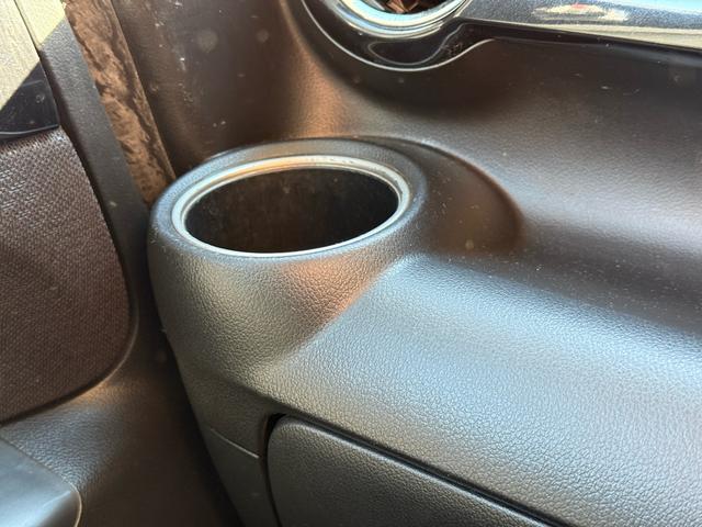 Ｎ－ＢＯＸカスタム Ｇ・Ｌパッケージ　車検整備付き　アイドリングストップ車　フロントベンチシート　スマキ－　パワーウィンドウ　盗難防止システム　オートエアコン　パワステ　キーレスエントリー　両席エアバック　ＡＢＳ　横滑り防止（40枚目）