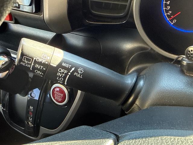 Ｎ－ＢＯＸカスタム Ｇ・Ｌパッケージ　車検整備付き　アイドリングストップ車　フロントベンチシート　スマキ－　パワーウィンドウ　盗難防止システム　オートエアコン　パワステ　キーレスエントリー　両席エアバック　ＡＢＳ　横滑り防止（54枚目）