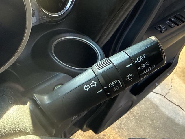 Ｎ－ＢＯＸカスタム Ｇ・Ｌパッケージ　車検整備付き　アイドリングストップ車　フロントベンチシート　スマキ－　パワーウィンドウ　盗難防止システム　オートエアコン　パワステ　キーレスエントリー　両席エアバック　ＡＢＳ　横滑り防止（55枚目）