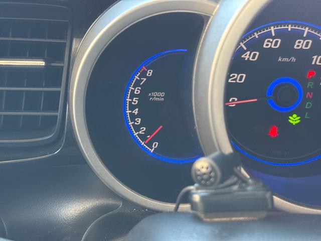 Ｎ－ＢＯＸカスタム Ｇ・Ｌパッケージ　車検整備付き　アイドリングストップ車　フロントベンチシート　スマキ－　パワーウィンドウ　盗難防止システム　オートエアコン　パワステ　キーレスエントリー　両席エアバック　ＡＢＳ　横滑り防止（56枚目）