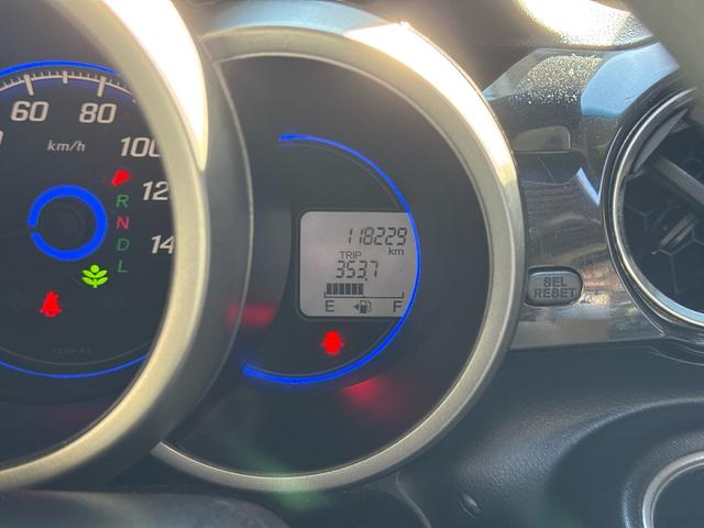 Ｎ－ＢＯＸカスタム Ｇ・Ｌパッケージ　車検整備付き　アイドリングストップ車　フロントベンチシート　スマキ－　パワーウィンドウ　盗難防止システム　オートエアコン　パワステ　キーレスエントリー　両席エアバック　ＡＢＳ　横滑り防止（58枚目）