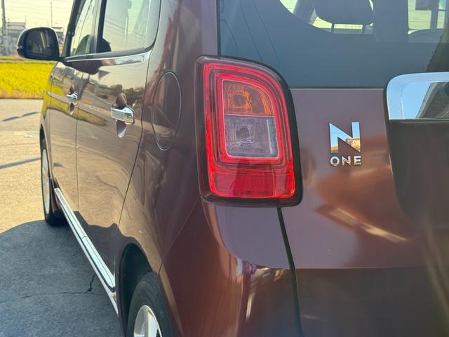 Ｎ－ＯＮＥ プレミアム・Ｌパッケージ　車検整備付き　ＥＣＯＮモード　両席エアバック　フルオートエアコン　スマートキ－　セキュリティー　エアバック　キーレス　パワーウインド　衝突安全ボディ　横滑防止装置　ＡＢＳ　サイドカーテンエアバック（25枚目）
