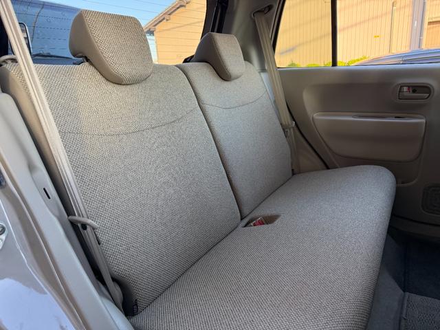 アルトラパン L 車検R9/8 前後誤発進抑制 シートヒーター付 横滑り防止装置付き エネチャージ 運転席助手席エアバッグ プッシュスタートスマートキー イモビライザー フルフラット キーレスエントリーシステム PW(17枚目)