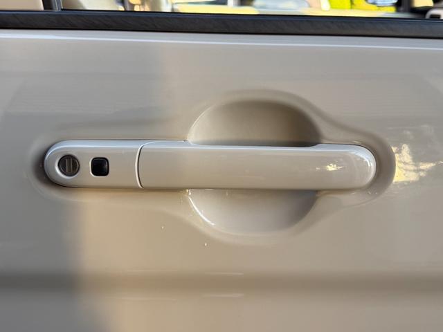 アルトラパン L 車検R9/8 前後誤発進抑制 シートヒーター付 横滑り防止装置付き エネチャージ 運転席助手席エアバッグ プッシュスタートスマートキー イモビライザー フルフラット キーレスエントリーシステム PW(44枚目)