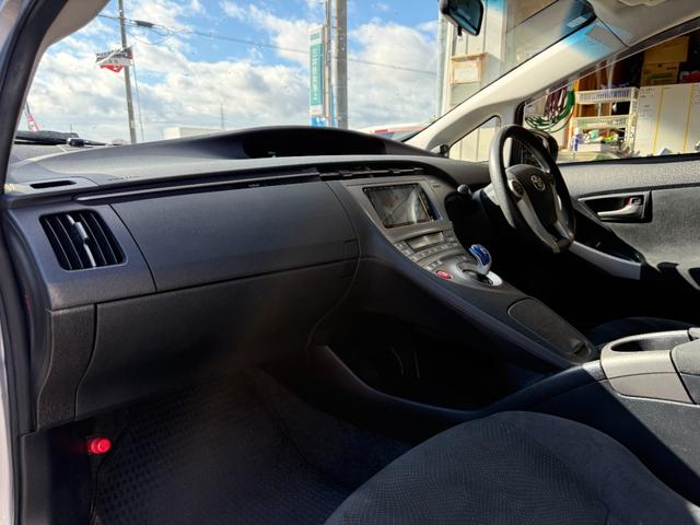 プリウス S 車検整備付き デュアルエアバック 運転席エアバック 助手席エアバック イモビライザー AUTOエアコン 衝突安全ボディ ABS サイドエアバッグ パワーステアリング パワーウィンドウ(27枚目)