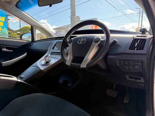 プリウス S 車検整備付き デュアルエアバック 運転席エアバック 助手席エアバック イモビライザー AUTOエアコン 衝突安全ボディ ABS サイドエアバッグ パワーステアリング パワーウィンドウ(32枚目)