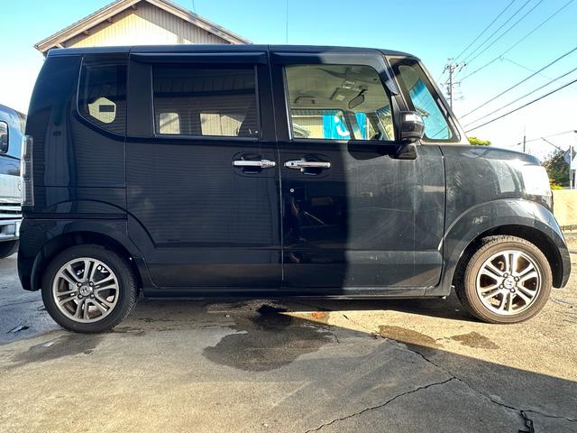 Ｎ－ＢＯＸ Ｇ　ＳＳパッケージ　車検Ｒ８／６　Ｉストップ　ダブルエアバック　イモビ　スマートキー＆プッシュスタート　ベンチシ－ト　フルオートエアコン　キーレスエントリ　パワーウインドウ　衝突安全ボディ　横滑防止　運転席エアバッグ（8枚目）