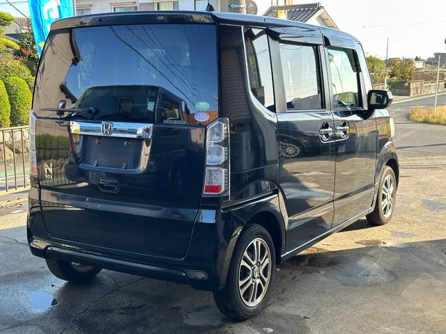 Ｎ－ＢＯＸ Ｇ　ＳＳパッケージ　車検Ｒ８／６　Ｉストップ　ダブルエアバック　イモビ　スマートキー＆プッシュスタート　ベンチシ－ト　フルオートエアコン　キーレスエントリ　パワーウインドウ　衝突安全ボディ　横滑防止　運転席エアバッグ（10枚目）