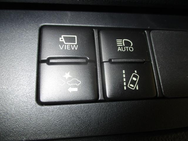 シエンタ Ｇ　クエロ　フルセグＴＶ付きＳＤナビバックモニター　ＣＤＤＶＤ再生　Ｂｌｕｅｔｏｏｔｈ　ＥＴＣ　スマートキー（スペアキー付）　ＬＥＤヘッドライト　両側電動スライドドア　ＩＣＳ　４ＷＤ　シートヒーター　バイザー（11枚目）