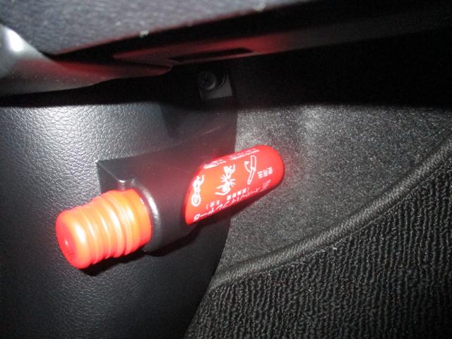 シエンタ Ｇ　クエロ　フルセグＴＶ付きＳＤナビバックモニター　ＣＤＤＶＤ再生　Ｂｌｕｅｔｏｏｔｈ　ＥＴＣ　スマートキー（スペアキー付）　ＬＥＤヘッドライト　両側電動スライドドア　ＩＣＳ　４ＷＤ　シートヒーター　バイザー（49枚目）