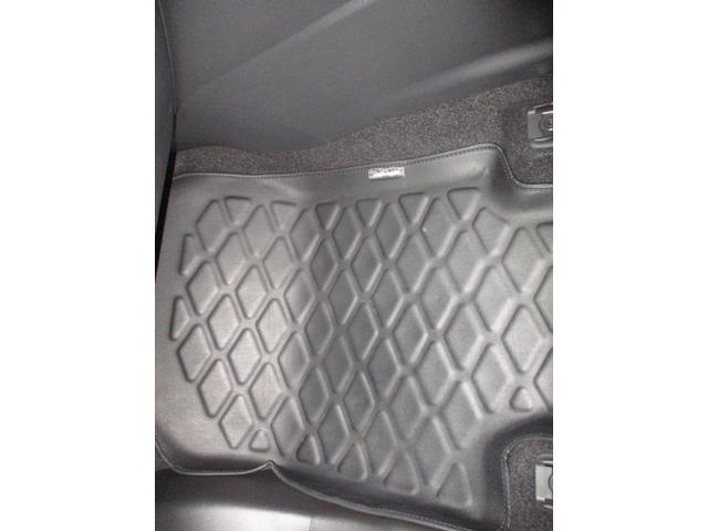 この度は当店のお車をご覧になっていただき、誠にありがとうございます。ぜひじっくりとご検討下さい。気軽にお問合せ・お見積りお待ちしております。