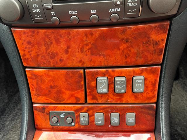 セルシオ Ｃ仕様　Ｆパッケージ　インテリアセレクション　オートクルーズコントロール　バックカメラ　ナビ　アルミホイール　オートライト　ＨＩＤ　サンルーフ　ＡＴ　シートヒーター　シートエアコン　スマートキー　電動格納ミラー　盗難防止システム　パワーシート（37枚目）