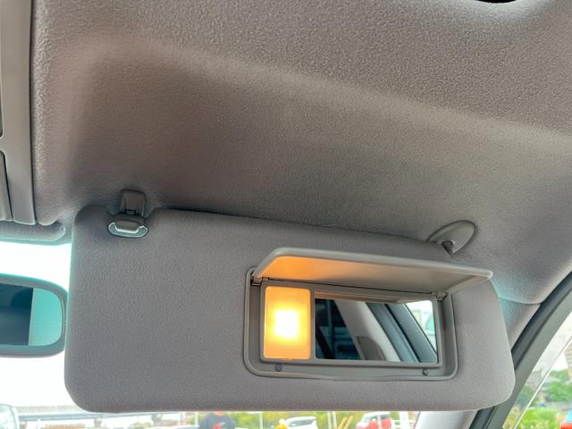 セルシオ ｅＲ仕様　オートクルーズコントロール　バックカメラ　ナビ　アルミホイール　オートライト　ＨＩＤ　サンルーフ　ＡＴ　シートエアコン　キーレスエントリー　電動格納ミラー　盗難防止システム　パワーシート　ＣＤ（24枚目）