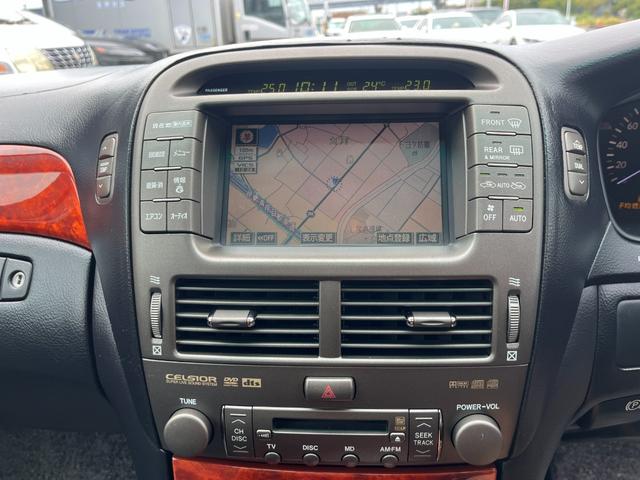 セルシオ ｅＲ仕様　オートクルーズコントロール　バックカメラ　ナビ　アルミホイール　オートライト　ＨＩＤ　サンルーフ　ＡＴ　シートエアコン　キーレスエントリー　電動格納ミラー　盗難防止システム　パワーシート　ＣＤ（35枚目）