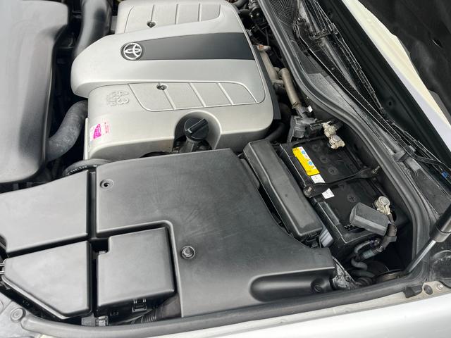 セルシオ ｅＲ仕様　オートクルーズコントロール　バックカメラ　ナビ　アルミホイール　オートライト　ＨＩＤ　サンルーフ　ＡＴ　シートエアコン　キーレスエントリー　電動格納ミラー　盗難防止システム　パワーシート　ＣＤ（62枚目）