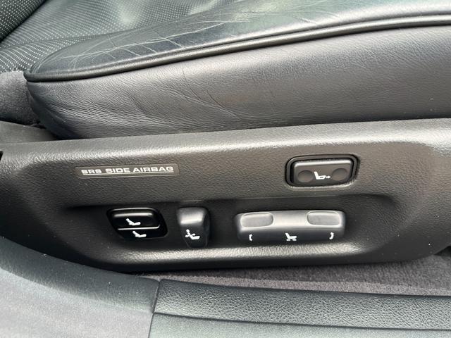セルシオ ｅＲ仕様　オートクルーズコントロール　バックカメラ　ナビ　アルミホイール　オートライト　ＨＩＤ　サンルーフ　ＡＴ　シートエアコン　キーレスエントリー　電動格納ミラー　盗難防止システム　パワーシート　ＣＤ（74枚目）