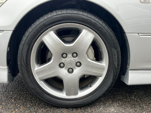 セルシオ ｅＲ仕様　オートクルーズコントロール　バックカメラ　ナビ　アルミホイール　オートライト　ＨＩＤ　サンルーフ　ＡＴ　シートエアコン　キーレスエントリー　電動格納ミラー　盗難防止システム　パワーシート　ＣＤ（77枚目）