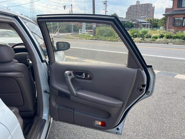プレジデントＪＳ タイプＬ　ＥＴＣ　オートクルーズコントロール　アルミホイール　オートライト　ＡＴ　シートヒーター　キーレスエントリー　電動格納ミラー　パワーシート　ＣＤ　カセット　ＡＢＳ　エアコン　パワーステアリング（17枚目）