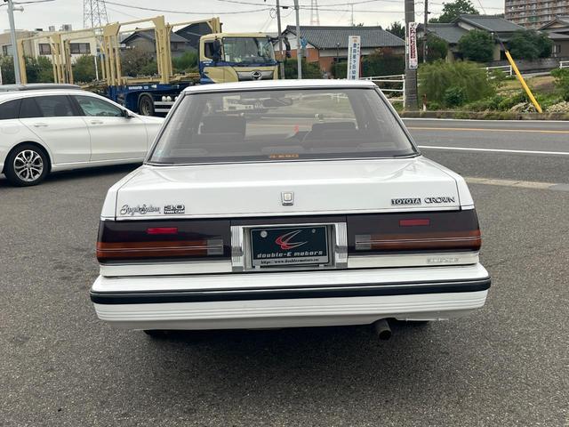 クラウン ロイヤルサルーンＧ　アルミホイール　ＡＴ　電動格納ミラー（6枚目）