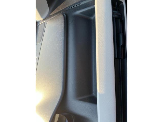 フレア ハイブリッドＸＧ　ＥＴＣ　バックカメラ　ナビ　アイドリングストップ　電動格納ミラー　シートヒーター　ベンチシート　ＣＶＴ　盗難防止システム　ＡＢＳ　ＥＳＣ　衝突安全ボディ　エアコン　パワーステアリング　パワーウィンドウ（27枚目）