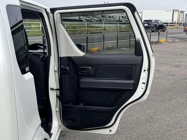 ワゴンR ハイブリッドFX ETC キーレスエントリー アイドリングストップ 電動格納ミラー ベンチシート CVT 盗難防止システム ABS ESC アルミホイール 衝突安全ボディ エアコン パワーステアリング パワーウィンドウ(17枚目)