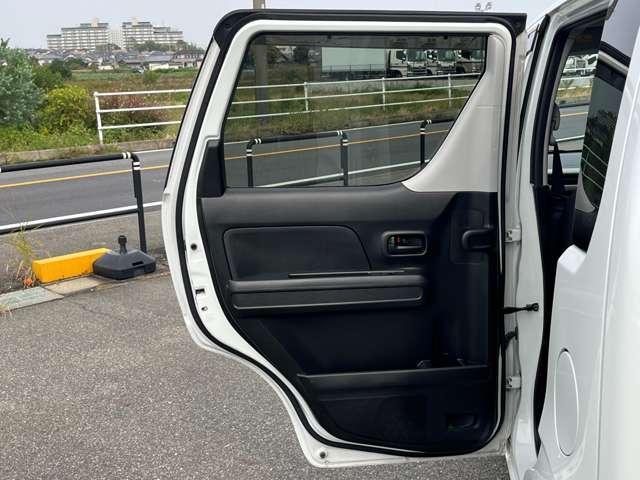 ワゴンR ハイブリッドFX ETC キーレスエントリー アイドリングストップ 電動格納ミラー ベンチシート CVT 盗難防止システム ABS ESC アルミホイール 衝突安全ボディ エアコン パワーステアリング パワーウィンドウ(22枚目)