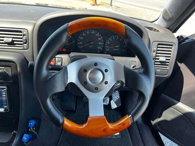 グロリア  グランツーリスモ アルミホイール オートライト AT 電動格納ミラー エアコン パワーステアリング パワーウィンドウ(2枚目)