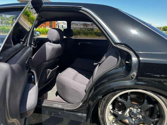 グロリア  グランツーリスモ アルミホイール オートライト AT 電動格納ミラー エアコン パワーステアリング パワーウィンドウ(11枚目)